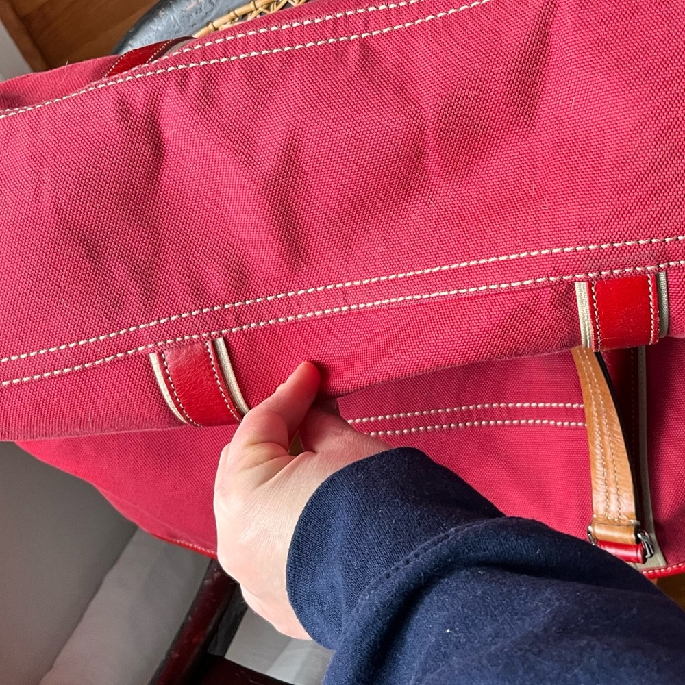 Rare Coach Red Canvas weekend Tote Bag with Tan Straps Leather accents - Picture 12 of 12